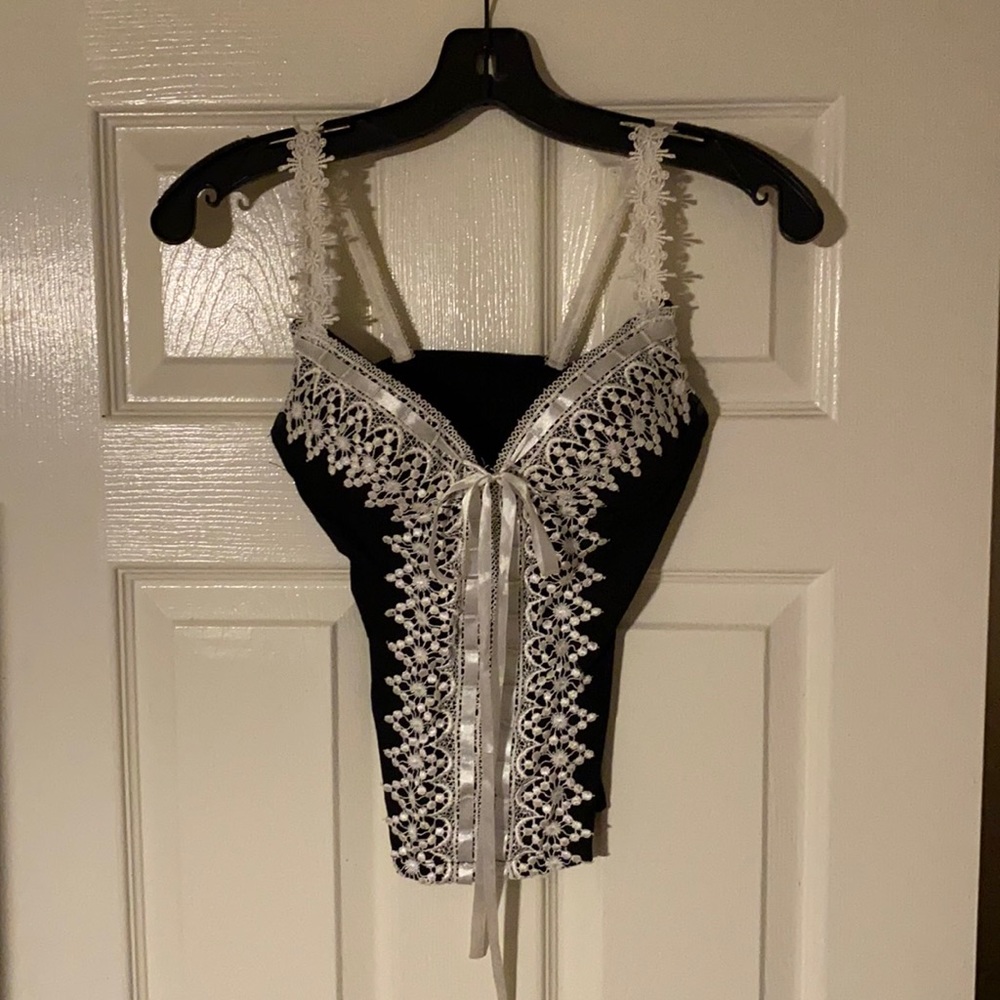 NWOT - Body Central Black/White Lacy Corset - Sm